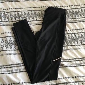Workout tights with pockets